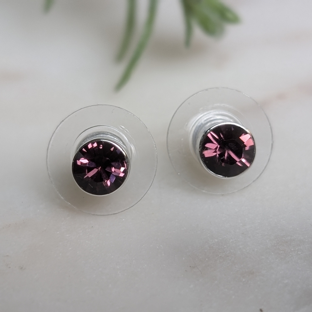 NWT Annaleece by DeVries Swarovski Amethyst Purple Stud Earrings